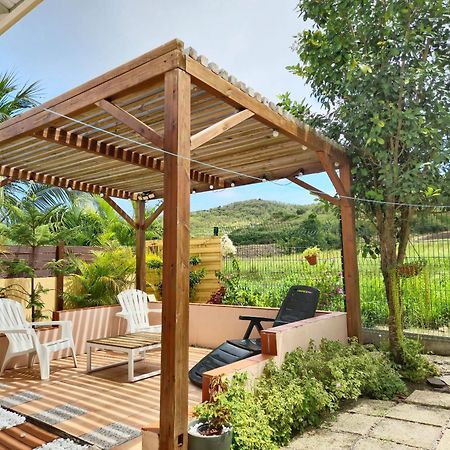 Maison Charmante A Sainte-Anne Avec Jardin Et Pergola En Bois. Exteriör bild